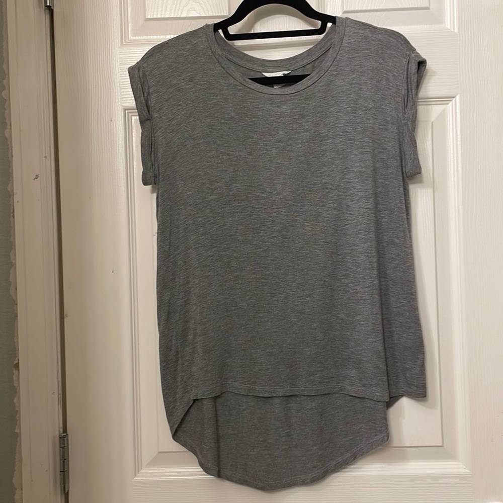 Caslon shirt. Gray size small.